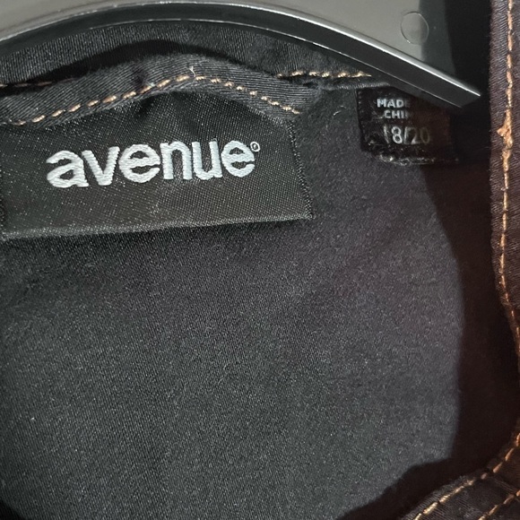 Avenue women’s Y2K plus size denim 90’s layering jacket.  Size 18/20 - Picture 6 of 10